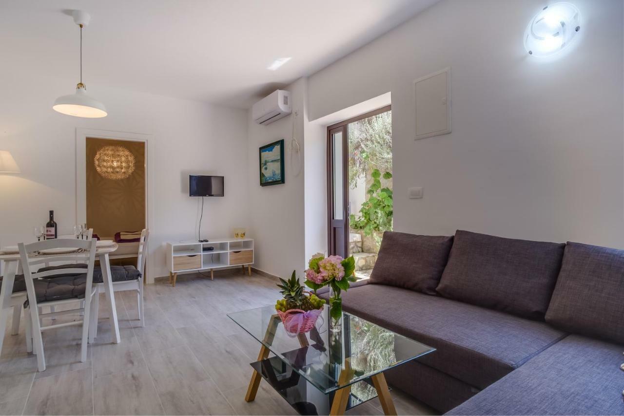Cuore Di Milka Apartments ヴェリ・ロシニュ エクステリア 写真